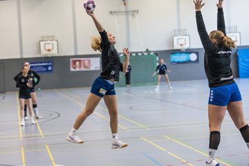 Bild 187 - wBJ HTS/BW96 Handball - Niendorfer TSV : Ergebnis: 27:27